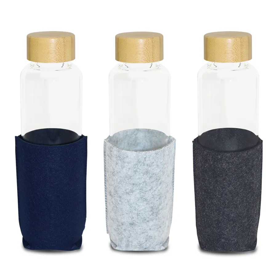 Bouteille en verre à bouchon en bamboo avec pochette 600 ml